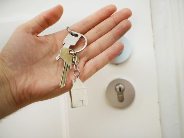 https://MikeS.StopRentingStartOwning.com